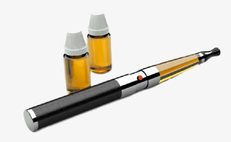 Cigarette électronique posée sur une table en bois