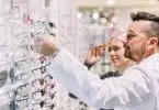 Pourquoi faut-il consulter un opticien