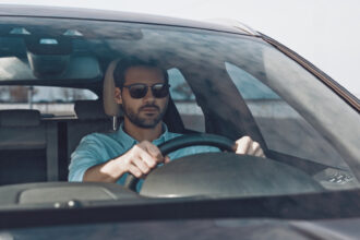 Comparer plusieurs assurances auto pour trouver la meilleure formule