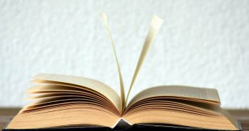 Découvrir les grands noms de la littérature contemporaine en consultant un blog